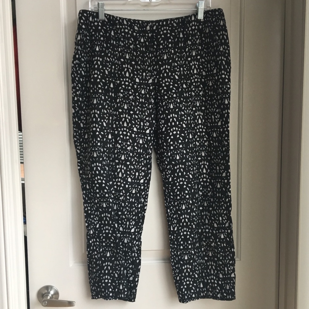 Ann Taylor Linen Printed Capris